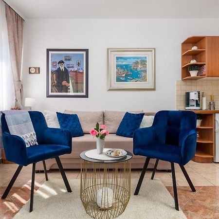 אופטיה Light Summer Apartment With A Swimming Pool מראה חיצוני תמונה